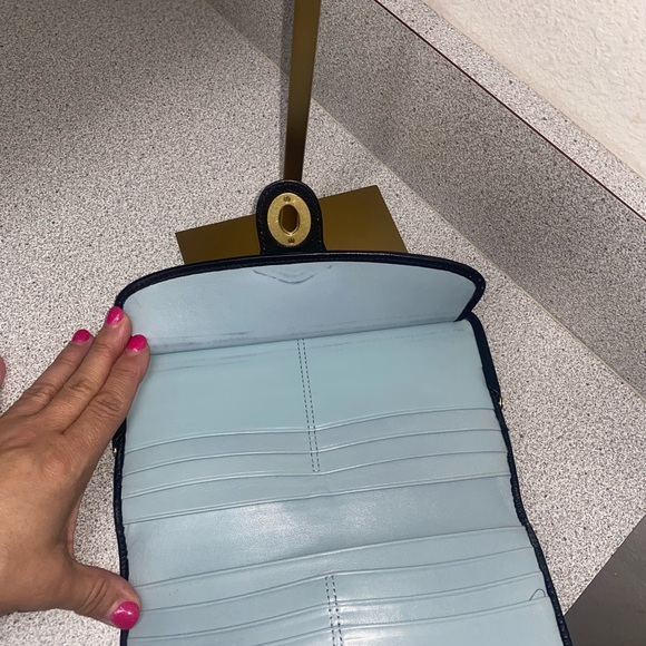 Coach Legacy Kisslock and Turnlock Tan and Black Wallet EUC - Picture 6 of 16